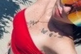 Upscale SERVICE OF VENESUELAN ... - Image 1