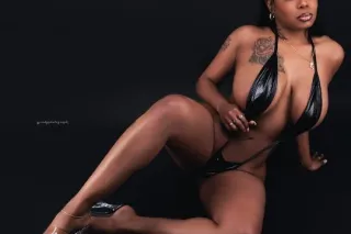 ✨ Slim Curvaceous Beauty✨ Juicy Bangin Body✨Ready to Play NOW - Image 5