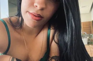 LATINA SEXY - 24 - Image 4
