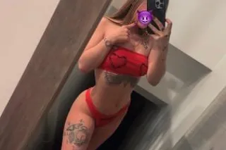 Available 24 hours a day my love beautiful Latin girl 🥰🍭 - Image 1