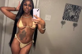 💕Britt 🌼💋 ❤💦 Horny now ⬅Sweet ... - Image 1