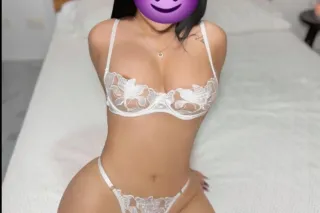 LATINA 🔥 - 23 - Image 1