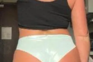 MILF of Your Dreams Available to Play 😈😈😈 - Image 4