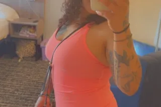WEEKENDSALE $60 quickie 😝🤞🏽 we... - Image 1