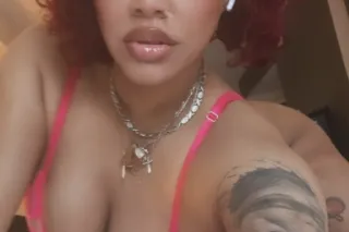 🥳🤪🤩 Pussy Party on Isle 69 🍾🎉😋... - Image 3