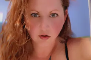 🔥Thick n Pretty RedHead w/a Ma... - Image 4