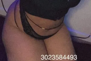❤ MONIE🦋 YOUR PERSONAL FREAK🥵👅... - Image 4