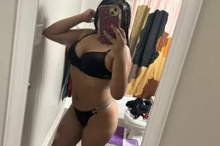 Latina - Image 1