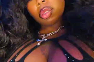 Classy but sassy sexy and sensual it's Miss Juicy Jade - Image 9