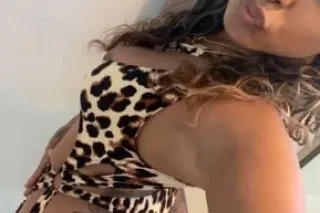 💦💦Creamy Wett Latina Mami Ready TO PLAY NOW💦💦🔥 - Image 5