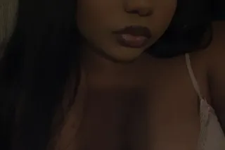 come get a taste💋QV 140 outcal... - Image 1