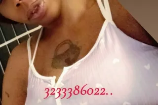 Pregnant wett ebony goddess..a... - Image 1