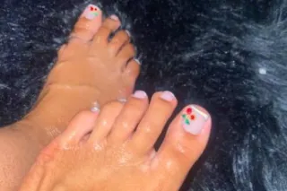 CUM PLAY IN MY TIGHT WET 😻 DEA... - Image 2