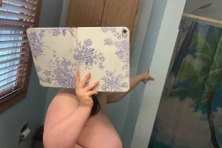 3holes available bbw white girl flushing - Image 5