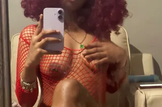 Come See My Freaky Caramel Ass... - Image 1