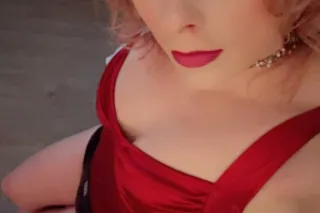 A REAL GIRL W/ REAL PICS TAKEN TODAY - Image 5
