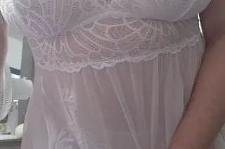 Sandra - 43 - Image 3