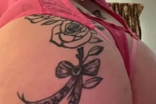 🩷 Available NOW🩷 - 24 - Image 2