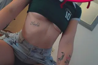 Ready 4 This Pretty Pink Gripp... - Image 2