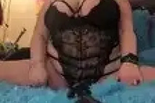 shhhh.. let me tell you a lil secret! - Image 1