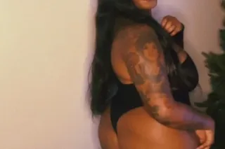 😜💦 Your new obsession... brown skin and thick thighs 🍫 - Image 5