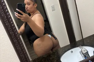 Boricuaa🇵🇷 BIG BOOTY BANDIT 🍑💦... - Image 3