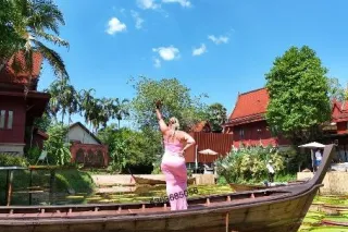 💦CURVY BLONDE WITH CURVES FOR ... - Image 2