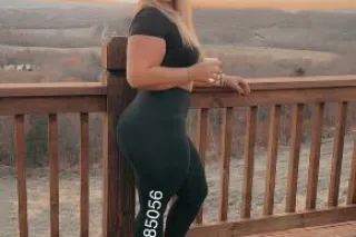 💦CURVY BLONDE WITH CURVES FOR ... - Image 3