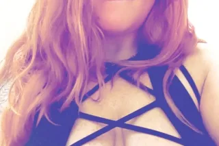 Fatt Ass, Thick Thighs &amp; Blue eyes😘💦 - Image 1