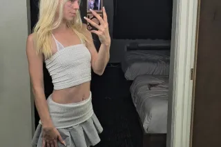 PETITE BLONDE BOMBSHELL💋 - Image 5