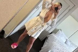 SNOWBUNNY READY TO FUCK - Image 5