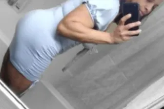 SPECIAL HR $150 ..... AVAILABL... - Image 2