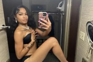 InCalls and OUTCALLS 💓 BOOK AHEAD Ask For Celine **Visiting 02-21 / 02-23** 🚗 - Image 11