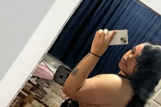 CUM PLAY WITH A EXOTIC FREAK🍭I... - Image 1