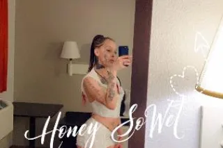 your favorite throat goat is in town and im ready to suck the stress out of your dick 💦Cum Now im waiting💦 - Image 8