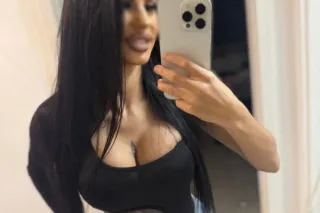 👣👣 VERY FRIENDLY 👣👣 * -* ❌𝙉𝙊 𝘾... - Image 1