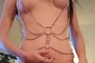 Please read the whole ad. NEW IN TOWN - Image 8