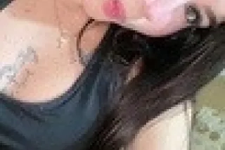 Upscale SERVICE OF VENESUELAN ... - Image 1