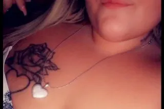 im available 👀 sexy BBW Moni 👀 - Image 8