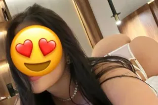 😍😍I’m a tall and thin girl who just arrived in town. I’m looking to enjoy special moments and I’m available all day.💦💦 Just contact me and I will be delighted to meet you.😍😍 - Image 2