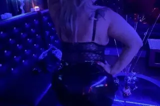 bouncy bella - Image 11