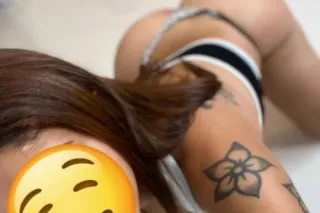 HELLO DADDY I'M AVAILABLE NOW🥰... - Image 2