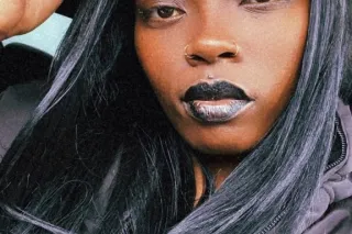 2GURL AVAIL 💚PETITE CHOCOLATE ... - Image 4