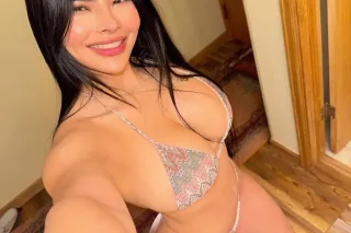 SOY NUEVA EN EL AREA LATINA 22 AOS HAGO EXTRAS ESCRIBEME O LLAMAME PAPI - Image 2