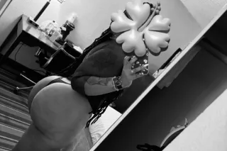 Please bring the exact amount; I can't give you change because I never carry cash with mee if you whant come to see me you have to call me video facetime ,google meet o whasaap . - Image 6