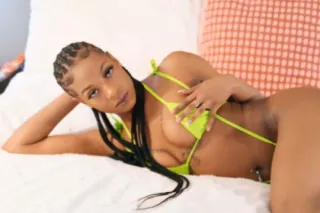 2 girl special TREAT YOURSELF FOR ONCE 👸🏾Amazing Throat - Image 5