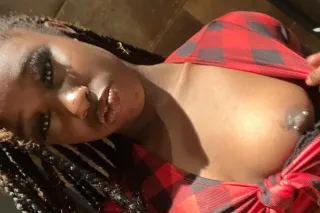 the wettest snd tighest pussy ... - Image 4
