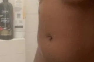 21 year old slut ready for dick😍 - Image 1