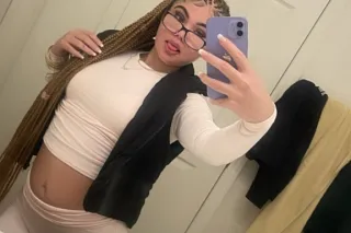 hey would like to conversate w... - Image 1