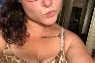 tis the season for some fun🎄🤶🍑💦🥰🔥🥹🥵 - Image 4